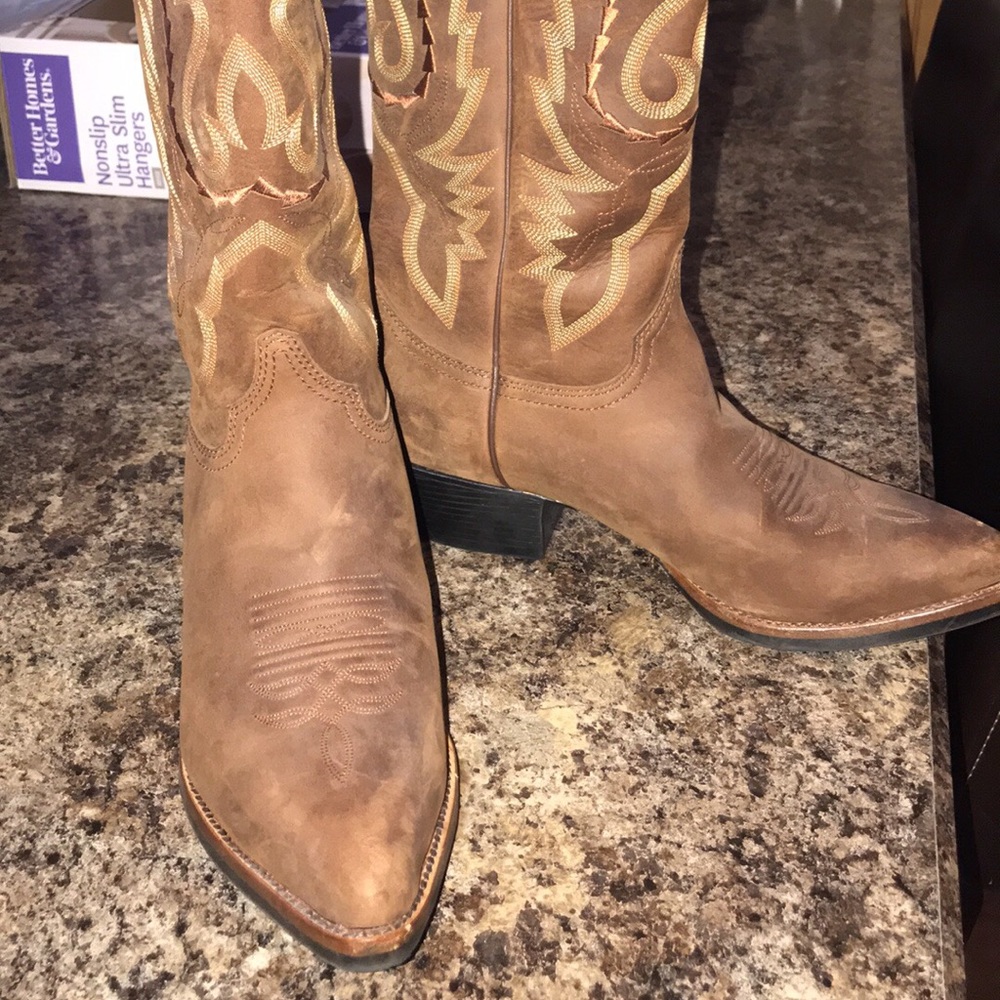 Womens Justin cowboy boots